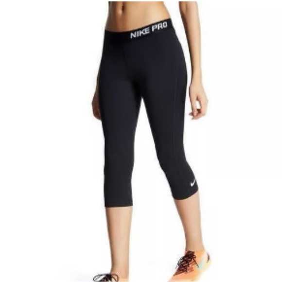 Nike Pro Black Athletic Leggings - Picture 1 of 1